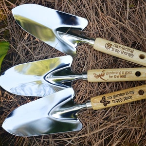 Engraved Garden Trowel or Cultivator with wooden handle and hang-up hole, Personalize with any name or short phrase image 2