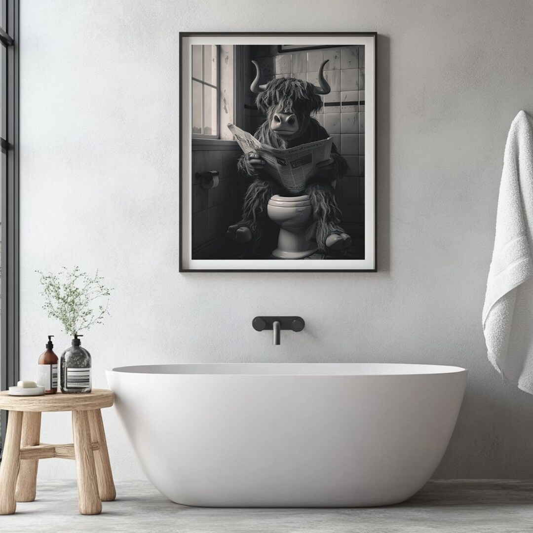 Highland Cow Bathroom Wall Art, Highland Cow on the Toilet, Animal ...