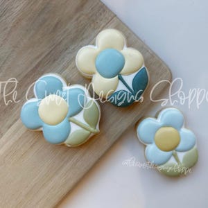 Small Stacked Flower - Cookie Cutter