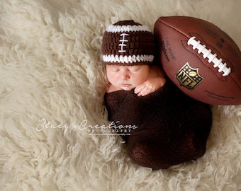 Crochet Football Baby Beanie: Newborn Photo Prop