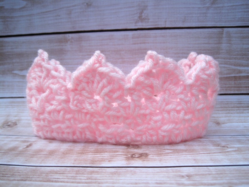 Crochet Baby Crown: Pink Princess Photo Prop image 3