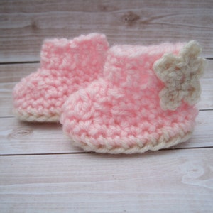 Crochet Baby Booties, Crochet Booties, Pink Baby Booties, Baby Girl Booties, Newborn Booties, Infant Girl, Baby Crib Shoes, Baby Shower Gift