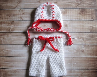 Crochet Baby Baseball Outfit: Newborn Photo Prop