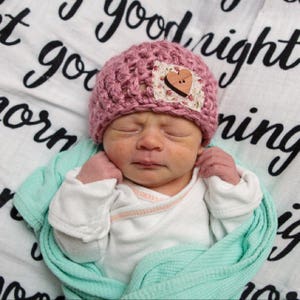 Baby Girl Hat, Newborn Girl Beanie, Baby Girl Hospital Hat, Baby Coming Home Hat, Baby Hat, Girl Newborn Hat, Infant baby Beanie