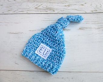 Top Knot Baby Beanie, Boy Newborn Hat, Monogrammed Baby Hat, Newborn Hospital Hat, Personalized Baby Gift, Boy Baby Hat, Infant Boy Beanie