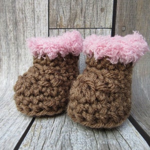 Girl Baby Booties, Crochet Baby Booties, Baby Winter Booties, Newborn Girl Boots, Baby Snow Boots, Baby Boots, Infant, Baby Girl Boots image 3