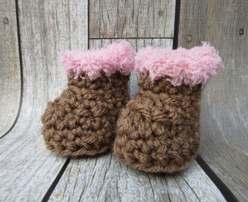 Girl Baby Booties, Crochet Baby Booties, Baby Winter Booties, Newborn Girl Boots, Baby Snow Boots, Baby Boots, Infant, Baby Girl Boots image 3