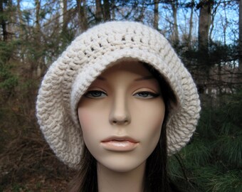 Ivory Crochet Newsboy Hat: Chunky Slouchy Winter Cap - Etsy display picture 2