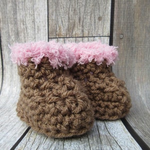 Girl Baby Booties, Crochet Baby Booties, Baby Winter Booties, Newborn Girl Boots, Baby Snow Boots, Baby Boots, Infant, Baby Girl Boots image 2