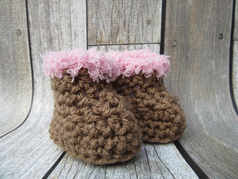 Girl Baby Booties, Crochet Baby Booties, Baby Winter Booties, Newborn Girl Boots, Baby Snow Boots, Baby Boots, Infant, Baby Girl Boots image 2