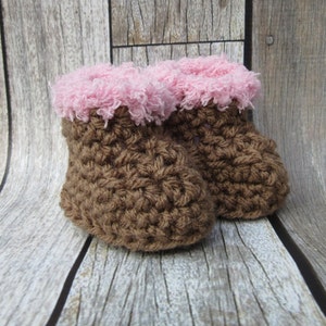 Girl Baby Booties, Crochet Baby Booties, Baby Winter Booties, Newborn Girl Boots, Baby Snow Boots, Baby Boots, Infant, Baby Girl Boots image 5