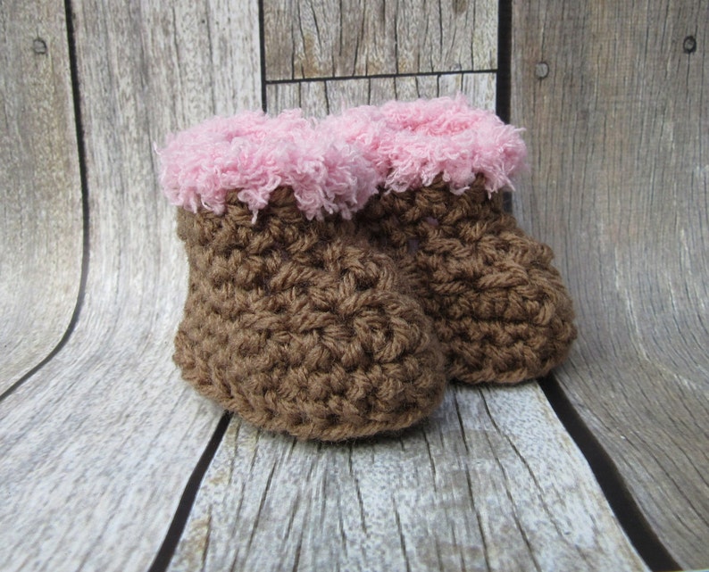 Girl Baby Booties, Crochet Baby Booties, Baby Winter Booties, Newborn Girl Boots, Baby Snow Boots, Baby Boots, Infant, Baby Girl Boots image 5