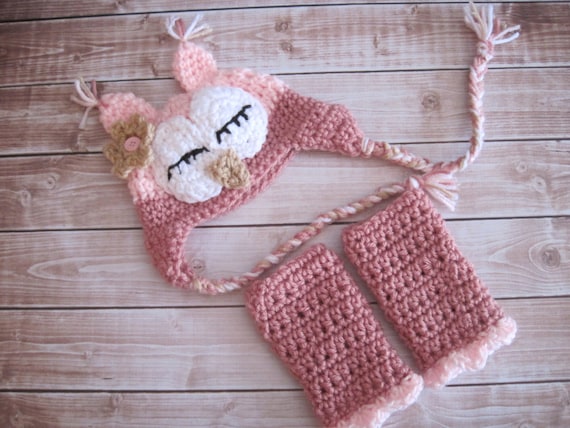 Crochet Baby Owl Hat and Leg Warmers Set: Pink Photo Prop Costume