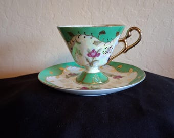 Vintage Royal Sealy Teacup and saucer. Made in Japan.