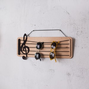 Clef sunglasses rack, Wooden sunglasses holder, Wood sunglasses organizer, Sunglasses wall mount, Sunglass wall storage, Sunglasses display