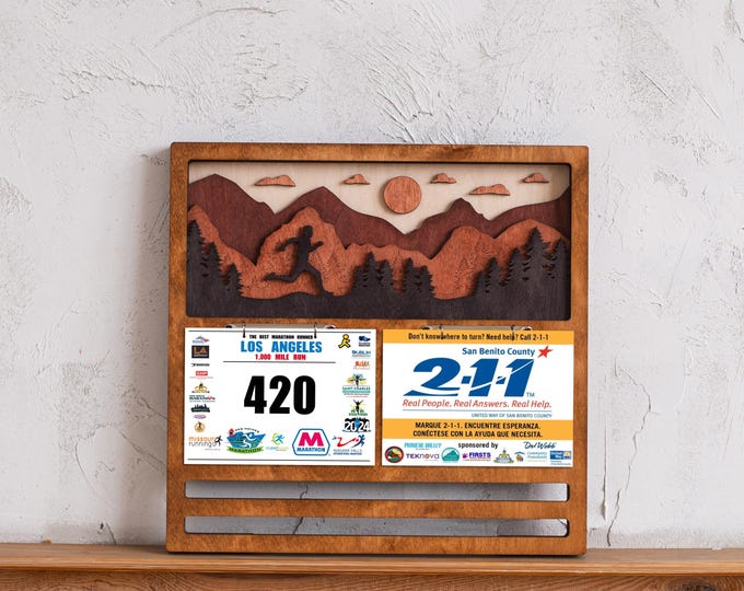 Wood medal holder, Marathon medal rack, Running medal and bib holder, Running medal display, Runner medal hanger, Runner bib clips