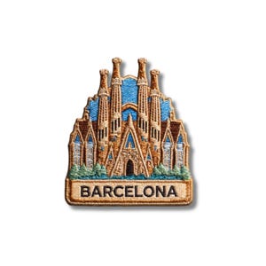 Toppa ricamata della Sagrada Familia di Barcellona – Applicazione termoadesiva come souvenir da viaggio