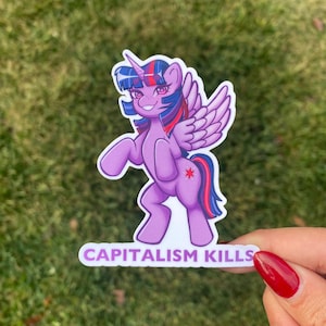 Kapitalismus Kills Twilight Sparkle Aufkleber | Holografischer My Little Pony Sticker