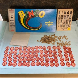 Jogo de BINGO Vintage - COMPLETO com caixa original! Inclui TODOS os números de bingo, 36 cartelas de bingo, instruções e marcadores, Somerville, Canadá