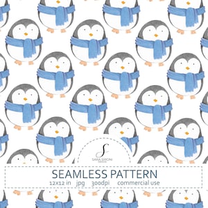 Può includere: Un motivo continuo con illustrazioni ripetute di pinguini con corpo grigio, pancia bianca e becco arancione, ognuno con una sciarpa blu. Un'etichetta in basso riporta SARA SIRONI DESIGN SEAMLESS PATTERN 12x12 in jpg 300dpi commercial use.