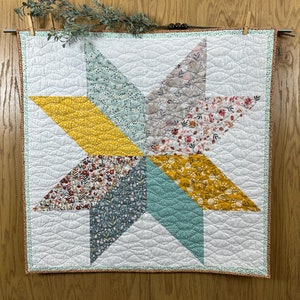 Eight Point Star Pattern Baby Quilt - Handmade Baby Blanket - Baby Shower Gift - Baby Gift - Baby Shower - Free Quilted Bear