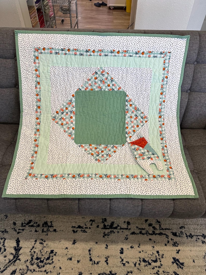 Medallion Throw Quilt Pattern PDF — 5-Size Pack — Center Square + 4 Borders, Instant Download image 1