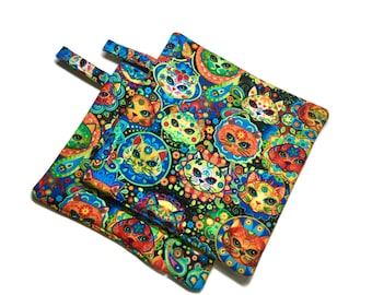 Quilted Pot Holders Set of 2, Neon Cats