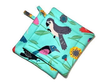 Quilted Pot Holders Tropical Birds , set of 2, Alexander Henry, Green
