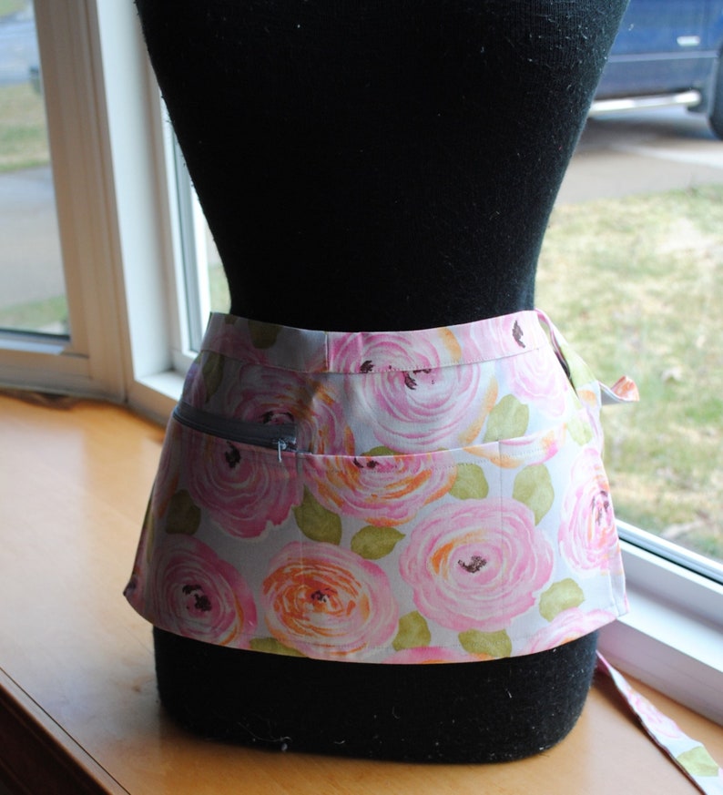 Vendor Server Apron, Pink Roses, cotton Twill image 6