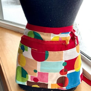 Handmade Vendor Server Apron, 8 Pockets, Modern Kitchen Red Geometric, Zipper image 2