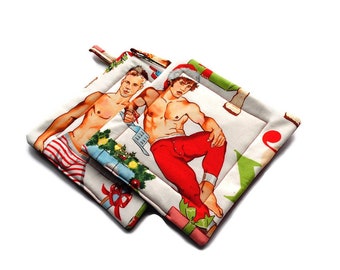 Quilted Pot Holders, Christmas Hunks, set of 2, White & Red