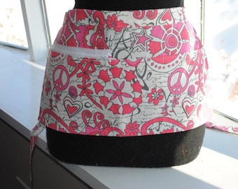 Verkäufer/Bediener Schürze, Reißverschluss, Peace Zeichen & Herzen, Rosa/Weiß Baumwollköper Boho