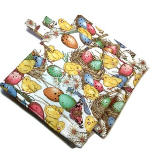 Quilted Pot Holders,Set of 2 ,Chicks and Eggs, Easter, Alexander Henry