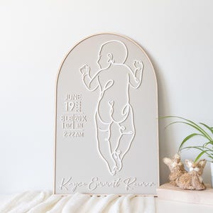 1:1 signe de naissance de bébé, impression de naissance avec contour de bébé à l'échelle, cadeau unique pour une nouvelle maman, signe de chambre de bébé neutre, statistiques de naissance personnalisées pour chambre d'enfant