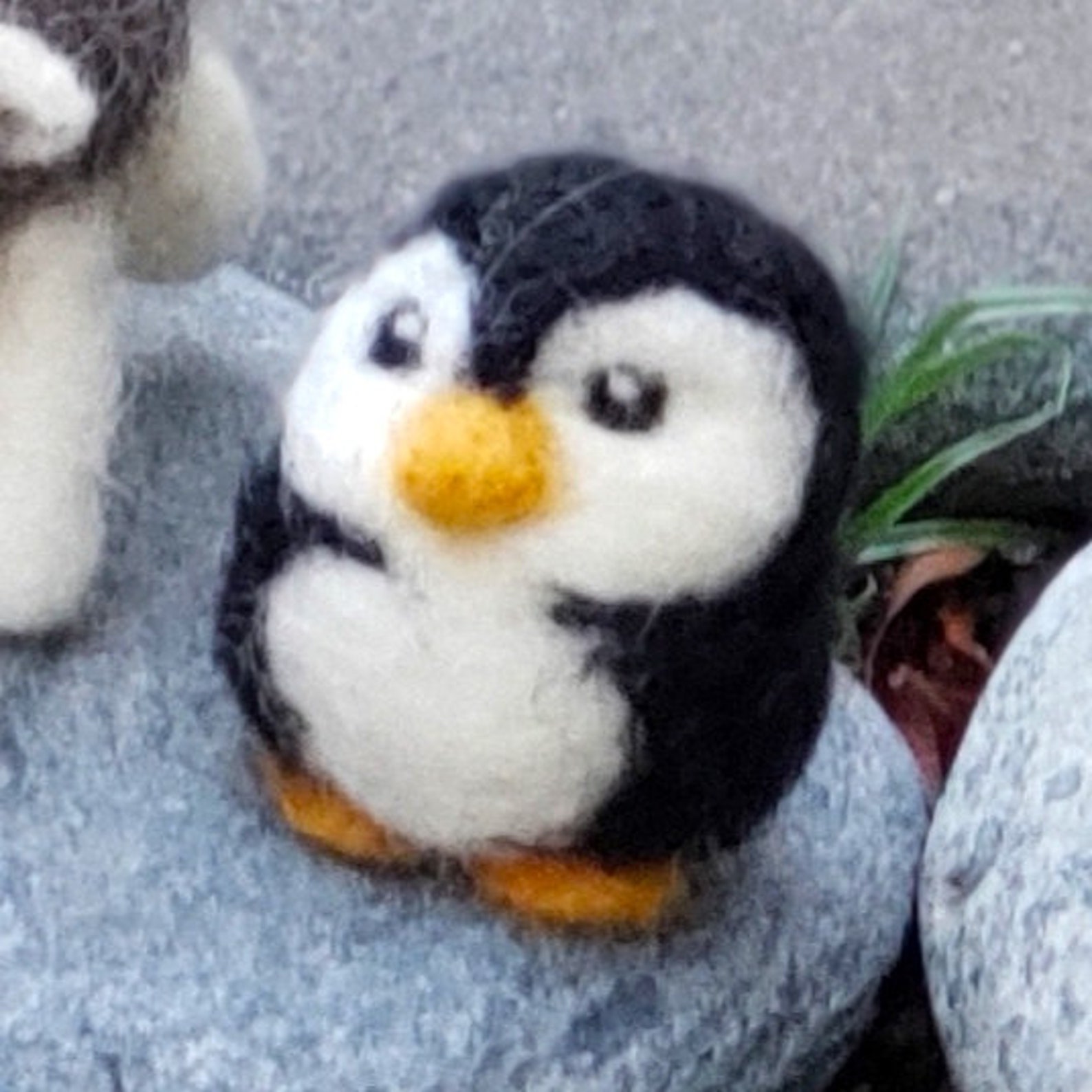 Little Penguins Needle Felting Tutorial Gumdrop Miniatures by WOOLIZA