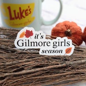 Girls of Gilmore-sticker, 3,15 x 1,65 inch, Gilmore-seizoensticker, vinylsticker, herfststicker
