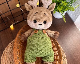 Peluche renne au crochet : cerf amigurumi fait main