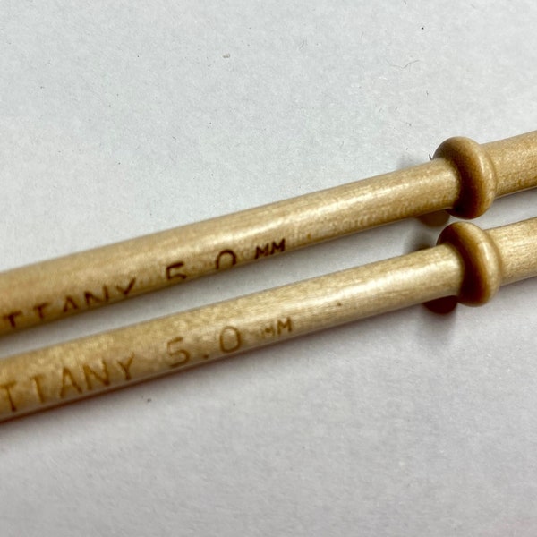 Size 8 Brittany Birch Wood Knitting Needles 10 inch Long Made in the USA Size 8 US 5.0mm