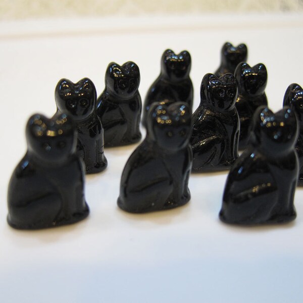10 Glossy Black Opaque Czech Pressed Glass Sitting Kitty Cat Beads 14x20mm