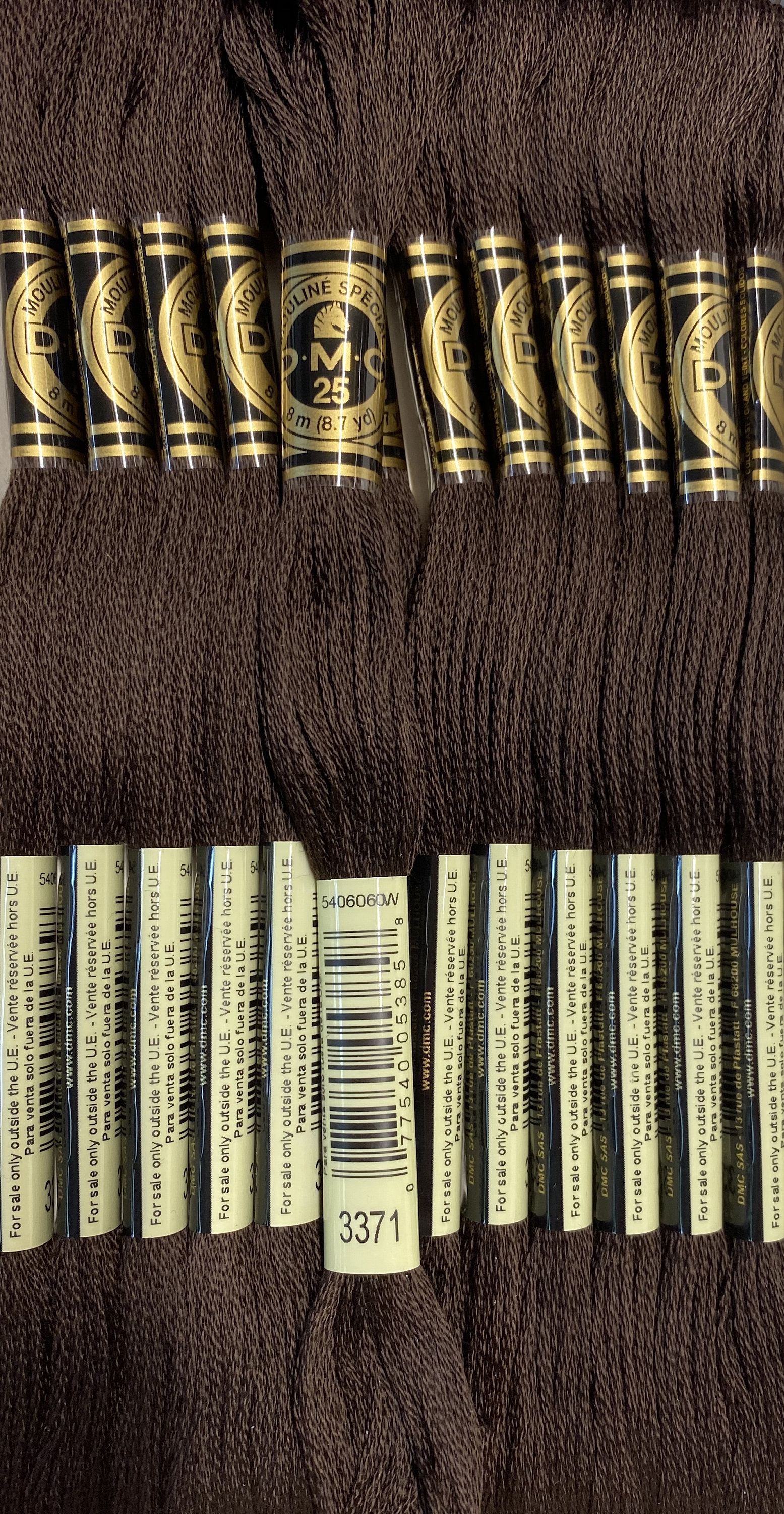 DMC Embroidery Floss, 6-Strand - Black Brown #3371 – Honey Bee Stamps