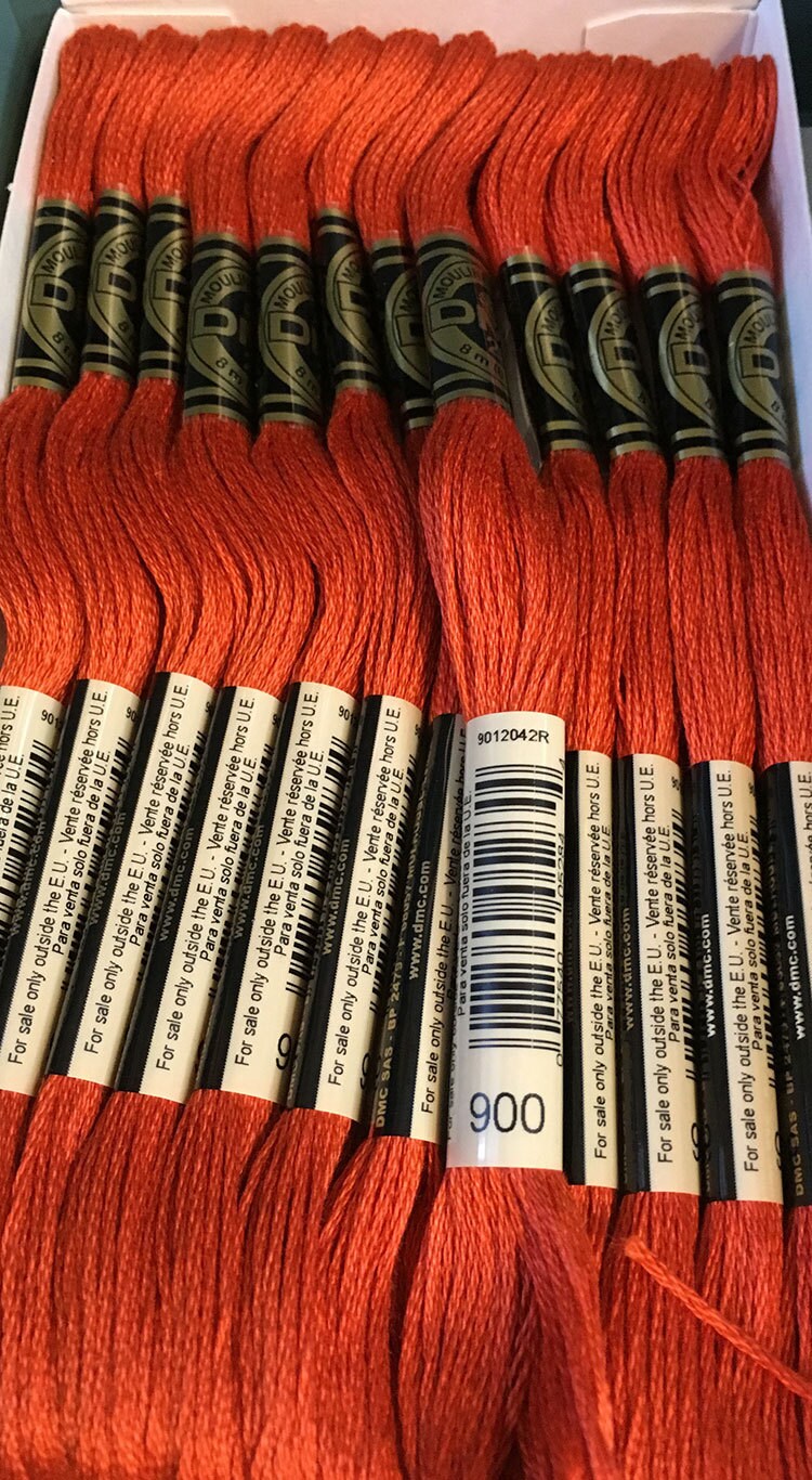 DMC 304 Medium Red Embroidery Floss 2 Skeins 6 Strand Thread for Embroidery  Cross Stitch Needlepoint Sewing Beading