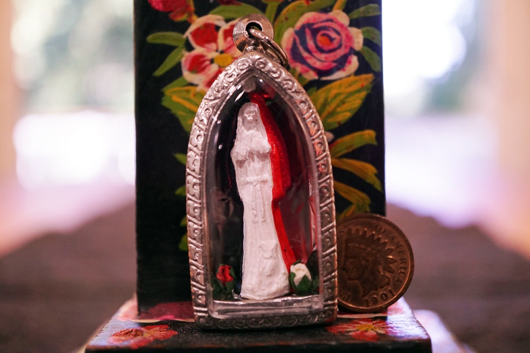 Santa Muerte Triple Color Robe - Túnica Triple Loaded Amulet - Etsy