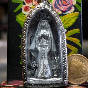 Santa Muerte Plata/Silver Robe Loaded Amulet