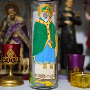 Bougie 7 jours Saint Patrick en verre peint à la main