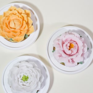 Handmade Porcelain Floral Diffuser: Chinese Aromatherapy Art