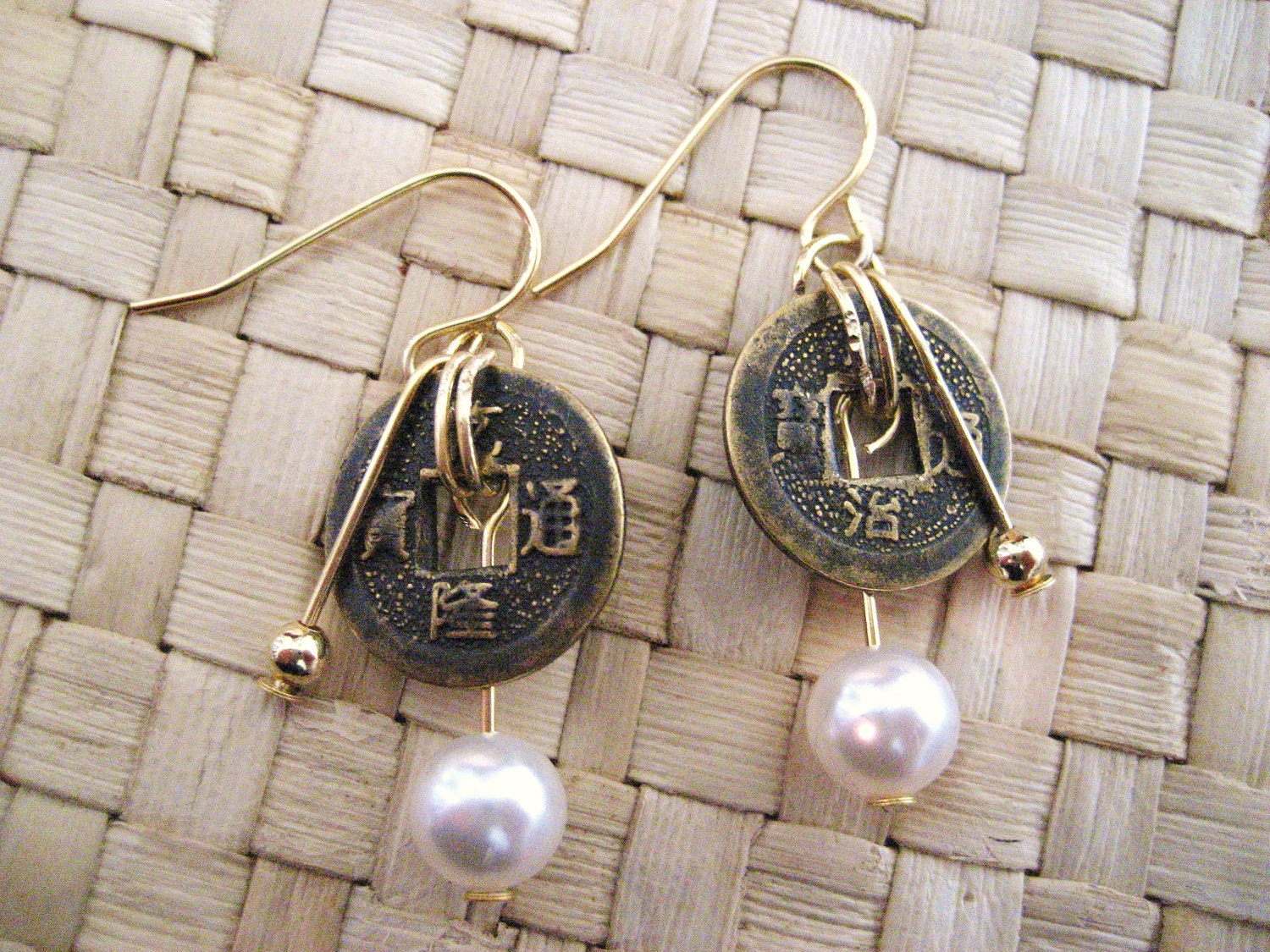 Japanese Antique Coin Pearl Earrings - Etsy