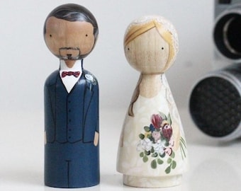 Peg doll Wedding Cake toppers Personalized Bride/Groom Wedding Decor with 3D Hair Bun // wooden cake toppers