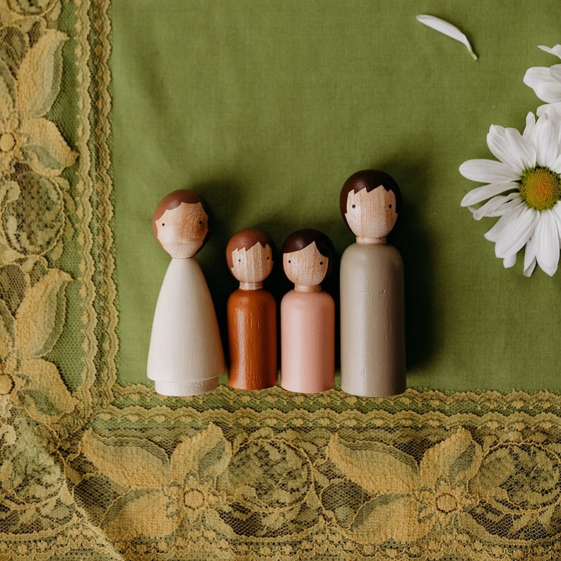 The Organic Family, Wooden Peg Dolls, Fair Trade Toys, Goose Grease image 3