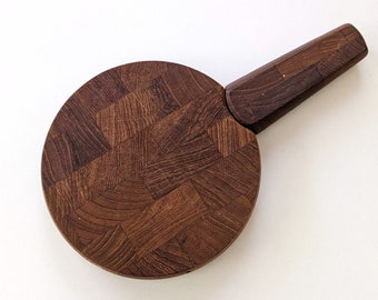 Dansk IHQ teak cheese board with knife handle, 1960s Jens Quistgaard design.