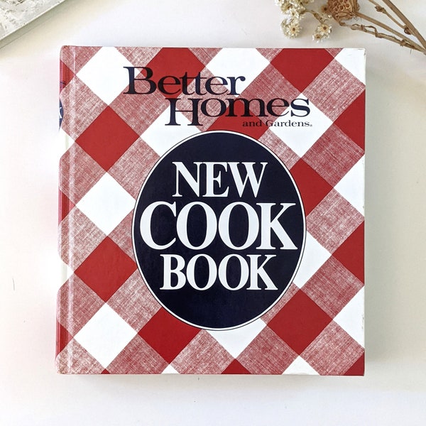 Better Homes and Gardens New Cook Book, 1980s Ringbound Edition.